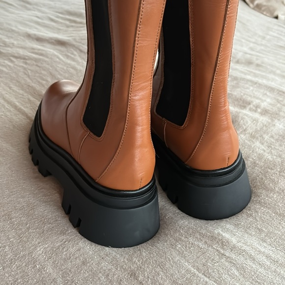 NWT Alohas All Rounder Chelsea Boots - Picture 4 of 11